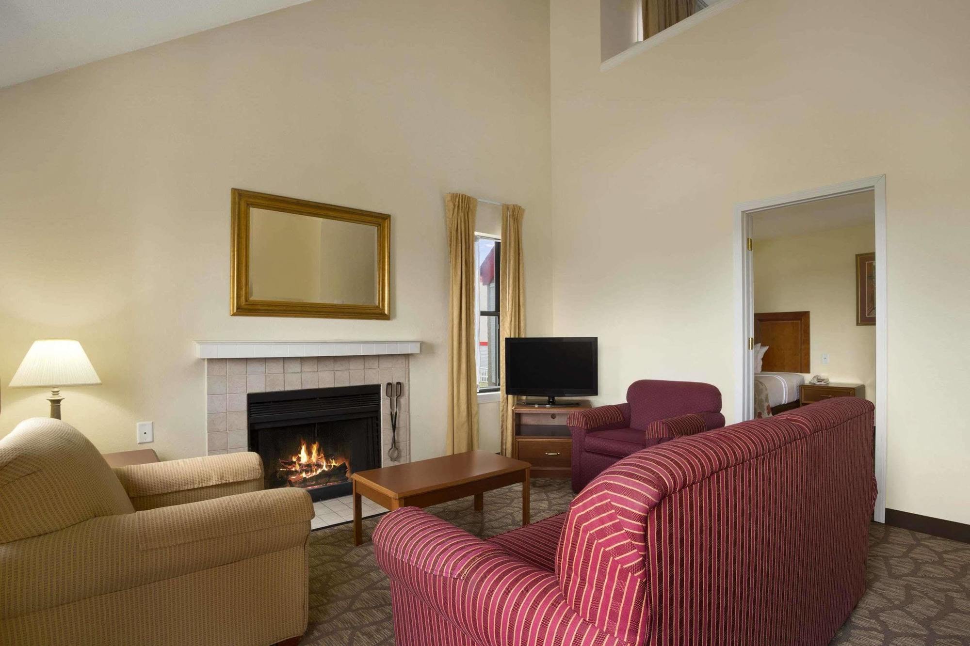 Affordable Suites Of America Grand Rapids Kentwood Екстер'єр фото